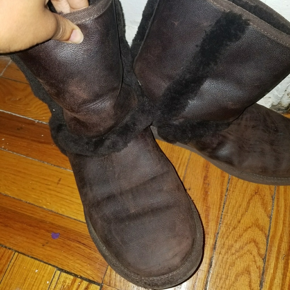 Brown Uggs - image 4